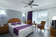 Double Room Double Room